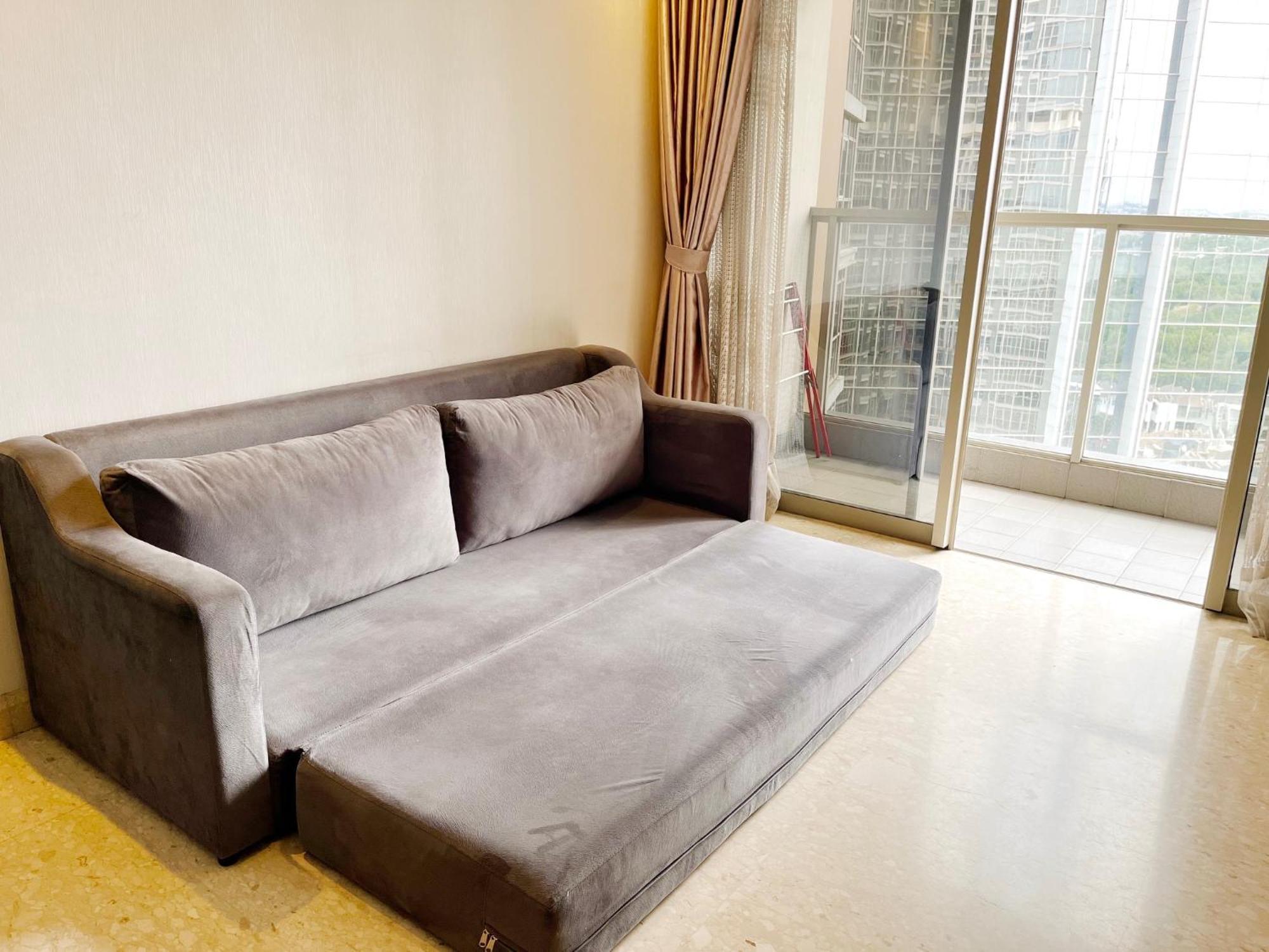 Gold Coast Sea View By Rentrooms Apartemen Jakarta