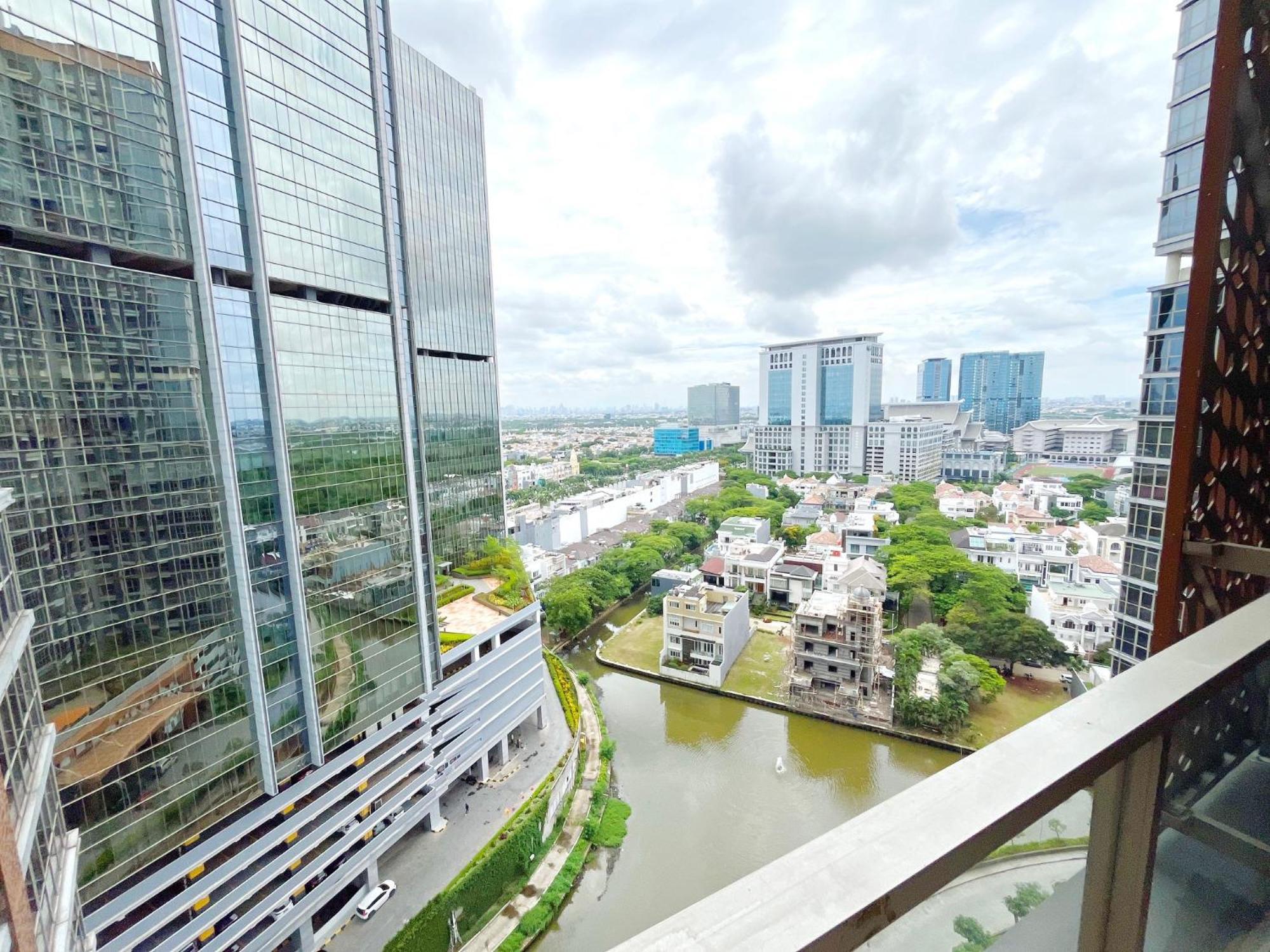 Gold Coast Sea View By Rentrooms Apartemen *